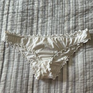Shade & Shore Cream Ruffled Bikini Bottoms